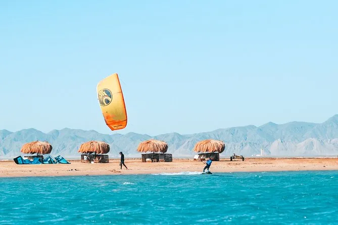 El Gouna Kitesurfing Lesson & Lagoon Session in Hurghada