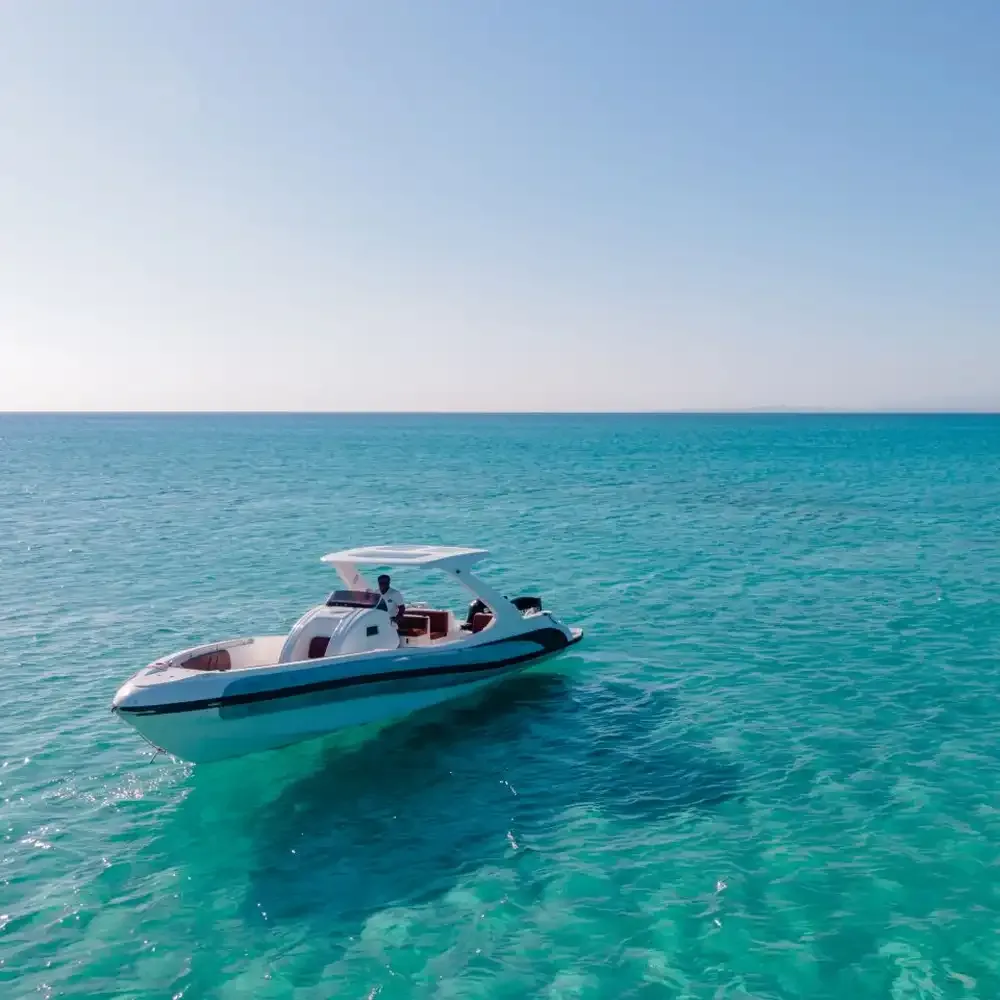 Premium-Schnellboottour Orange Bay Hurghada in Hurghada — view 3