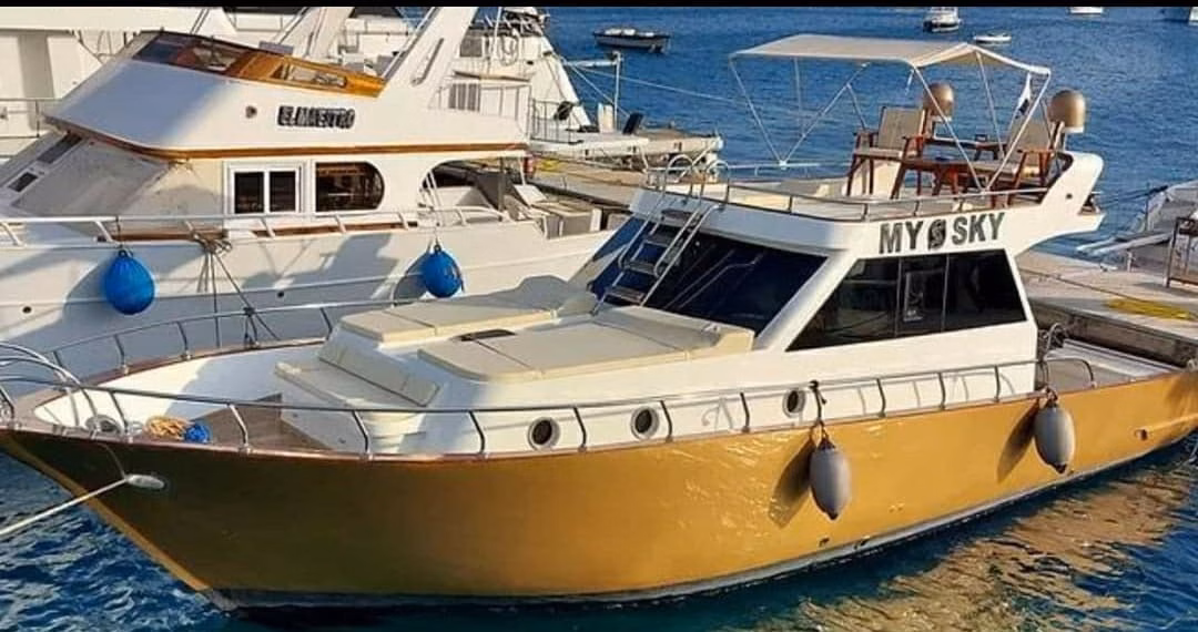 Private Yacht Charter in Hurghada