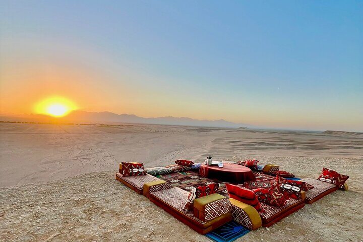 Sonnenuntergangs-Wüstensafari in Hurghada