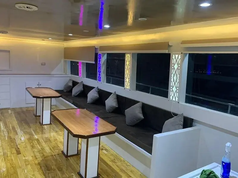 VIP Dolphin House Boat Trip in Hurghada — view 2